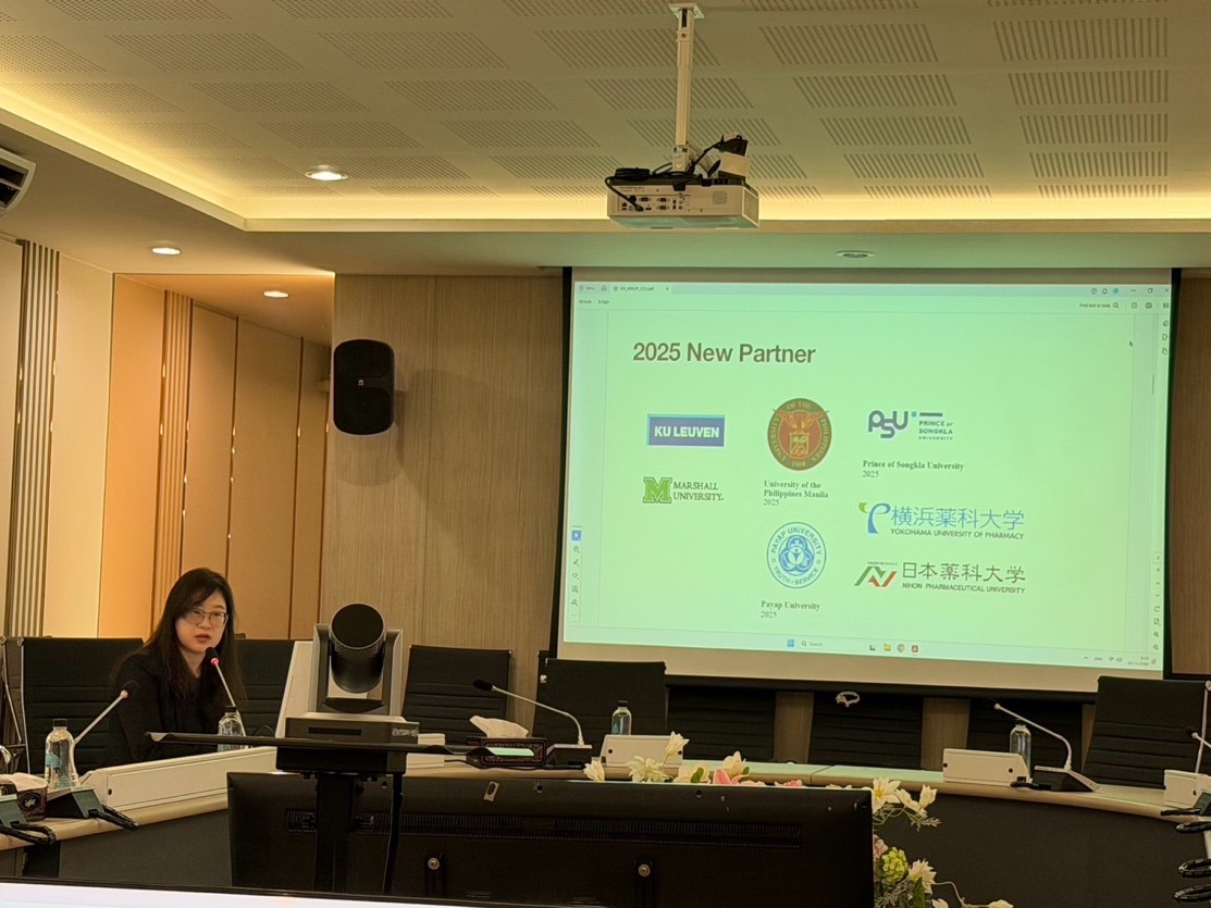 20251208朱拉隆功 3